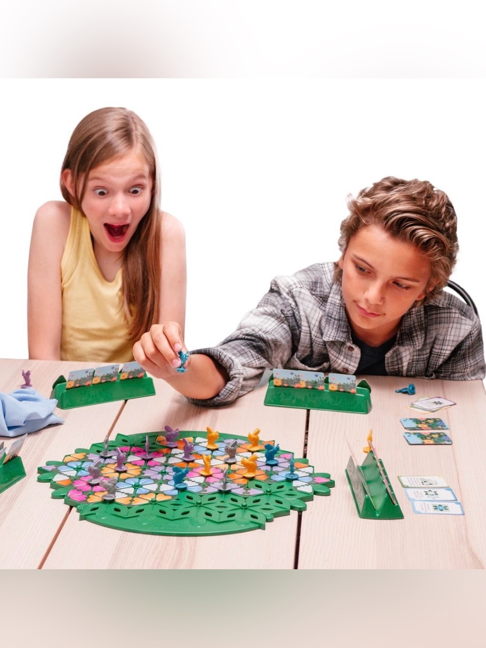 Wild Flowers: Plant Your Path To Victory! Board Game - NWT - Picture 10 of 10